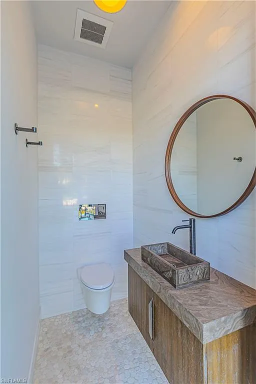 5 bed, 7.0 bath, 3600 sqft, $60,000 — Photo 4