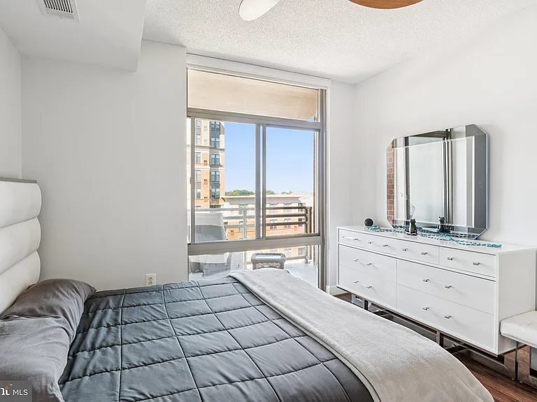 3650 S Glebe Rd #846 — Photo 9