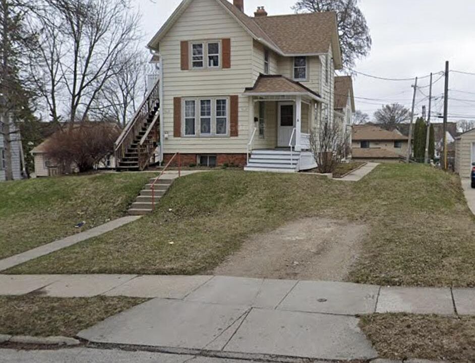 1st image of 8712-8714 W Mitchell STREET #8714A