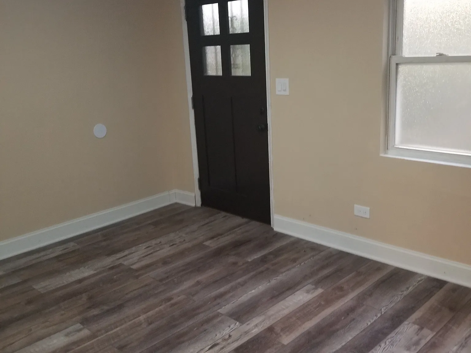 3410 W Franklin Blvd — Photo 2