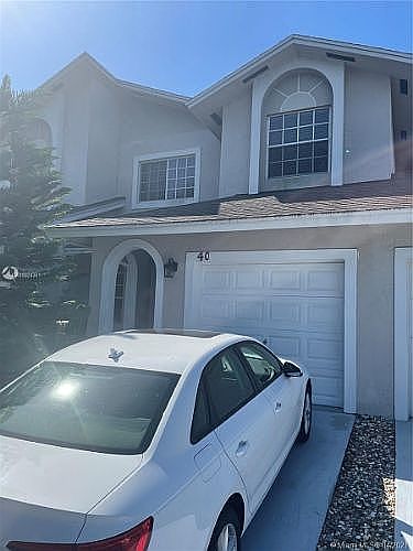 1st image of 40 Desford Ln #40