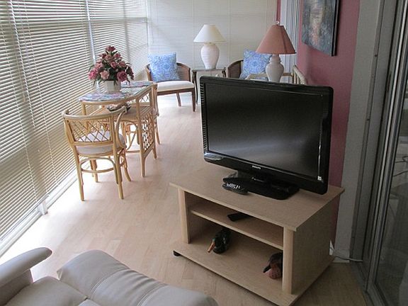 5th image of 5400 A1a APT C25