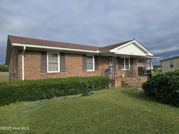 38827 Nc 903, Scotland Neck, NC 27874