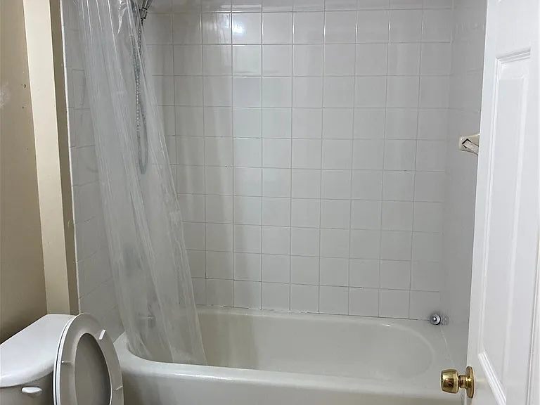 429 SE 24th Ave — Photo 9
