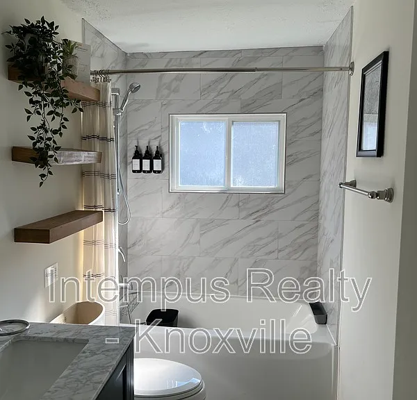 1104 E Hendron Chapel Rd — Photo 27