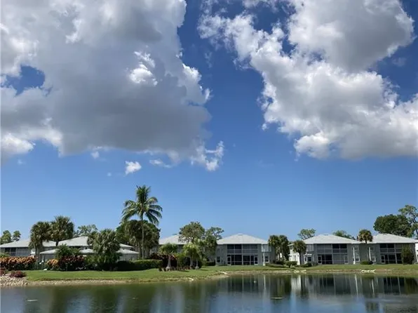 895 New Waterford DR #J-101, NAPLES, FL 34104