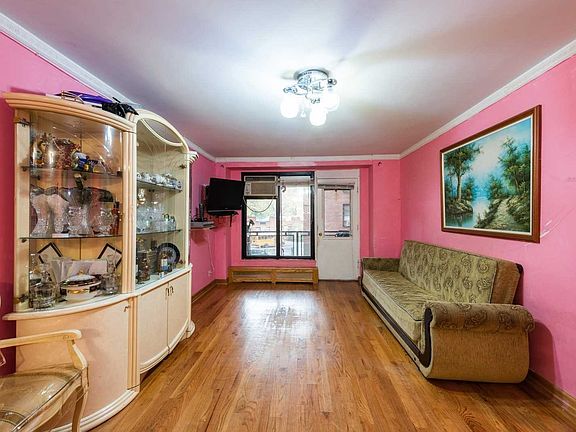4th image of 6125 98th St APT 2F
