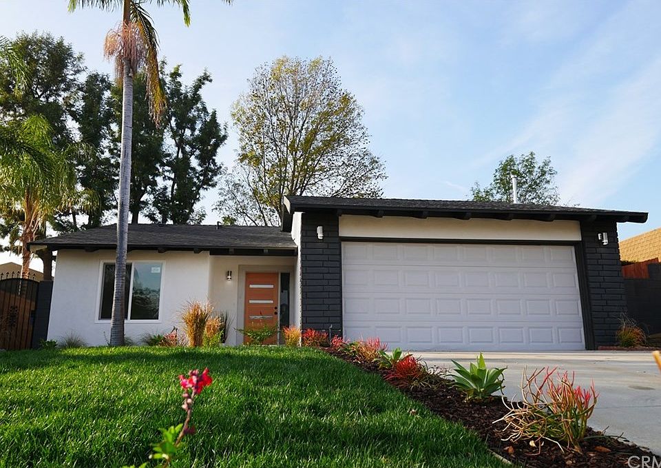 2nd image of 1845 Jennifer Pl