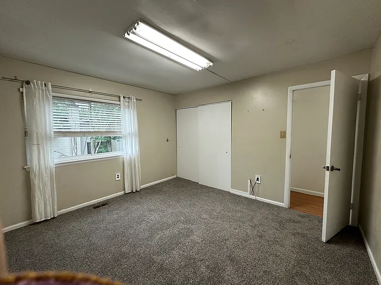 7650 Woodbine Dr — Photo 29