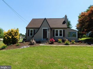 403 Lampeter Rd, Lancaster, PA 17602