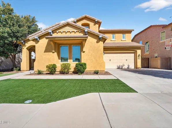 2926 E WYATT Way, Gilbert, AZ 85297