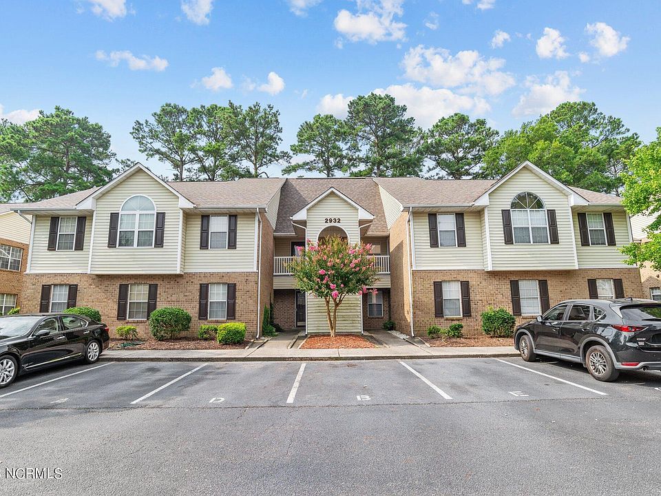 1st image of 2932 Mulberry Lane #B