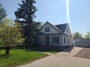 233 Shelton St, Chadron, NE 69337