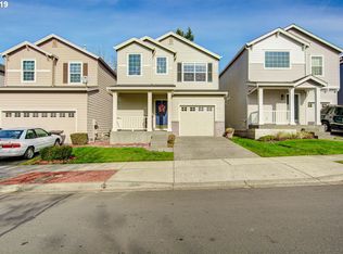 807 NW Forest Creek Dr, Hillsboro, OR 97124