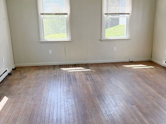 2nd image of 3027 Willow Street Pike N #3029