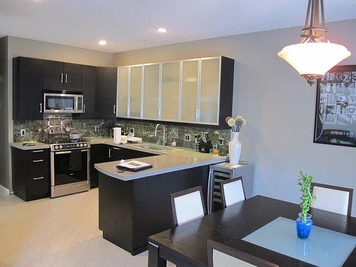 2 bed, 2.5 bath, 1750 sqft, $2,700 — Photo 3