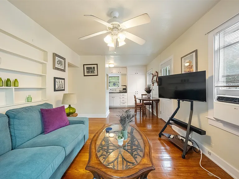 706 Patterson Ave #1/2 — Photo 5