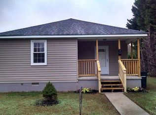 204 S 13th Ave, Hopewell, VA 23860