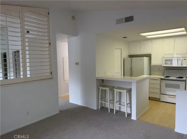 2960 Champion Way APT 2605, Tustin, CA 92782