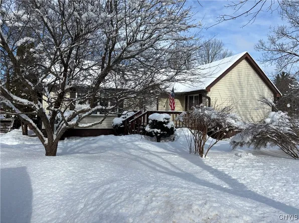 452 County Route 28, Pulaski, NY 13142