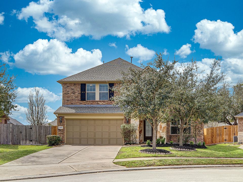Welcome to 12507 Point Arbor Court!