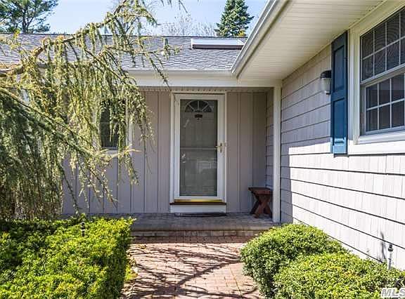 4th image of 75 Bennett Ave