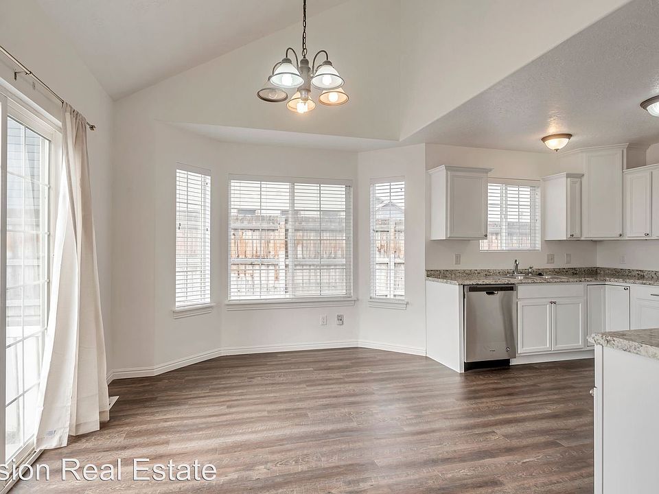 1st image of 1555 W Westlane Ct Unit 37