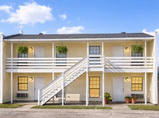 104 Briarcliff Dr, Youngsville, LA 70592