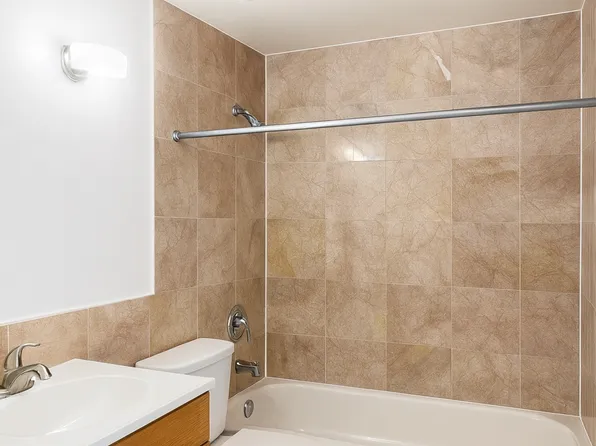 2207-2209 Grand Avenue image 7 of 10