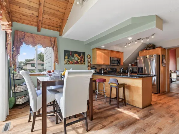 16609 Illinois Ave, Lakeville, MN 55044
