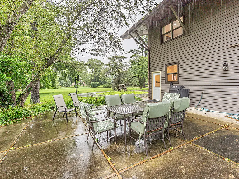 2330 Coach Rd — Photo 26