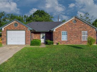 501 Phillips Cir, Kaufman, TX 75142