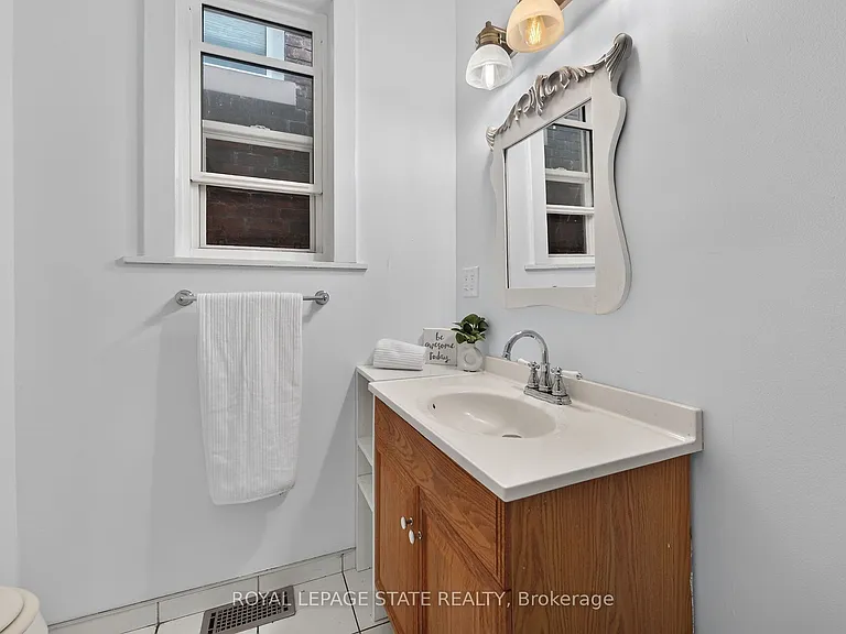 169 Emerald St S — Photo 26