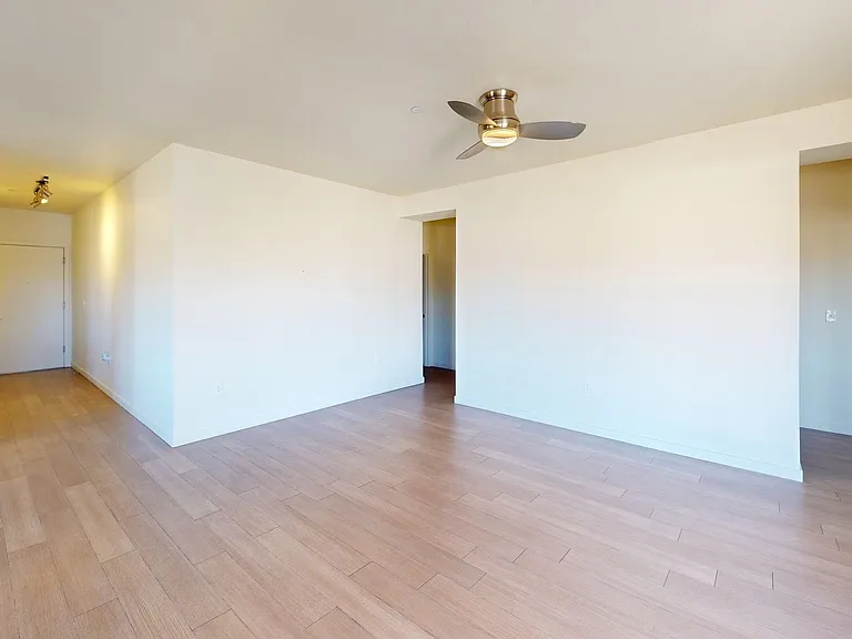 Platinum Apartments — Photo 39