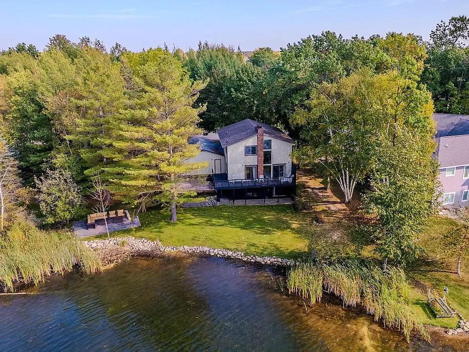 2119 Middle Haven Dr
