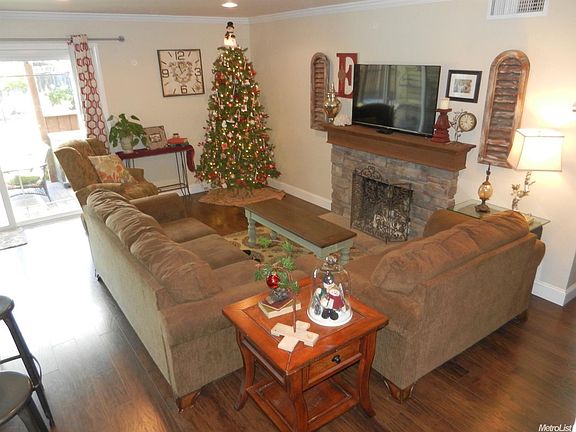 5th image of 811 Bel Air Ct