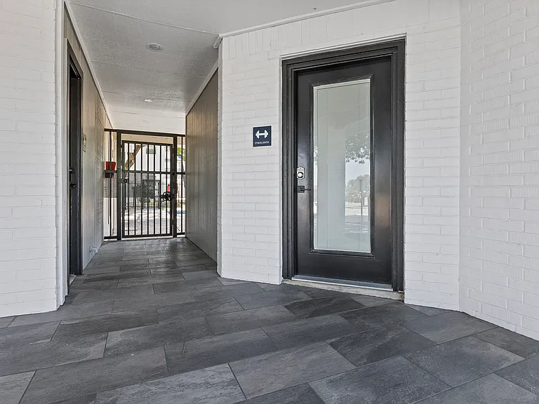 Tradewinds Apartment Homes — Photo 8