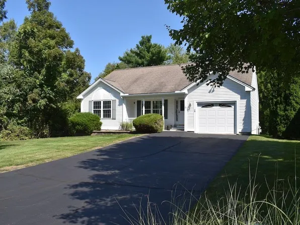27 Amanda Drive, Hudson, NH 03051