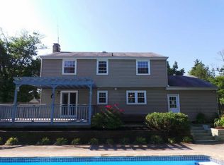 1104 Harvest Rd, Cherry Hill, NJ 08002