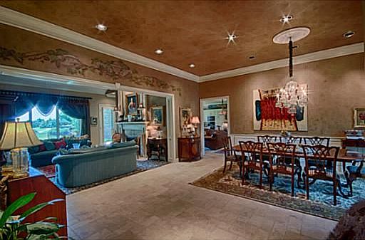 3rd image of 14900 Gaillardia Dr