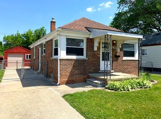 8189 State Park, Center Line, MI 48015