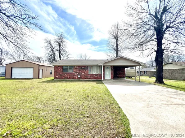 504 NE Tilden St, Stigler, OK 74462