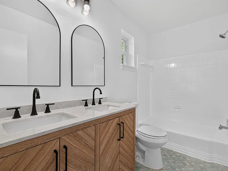 6400 Redwing Rd — Photo 7