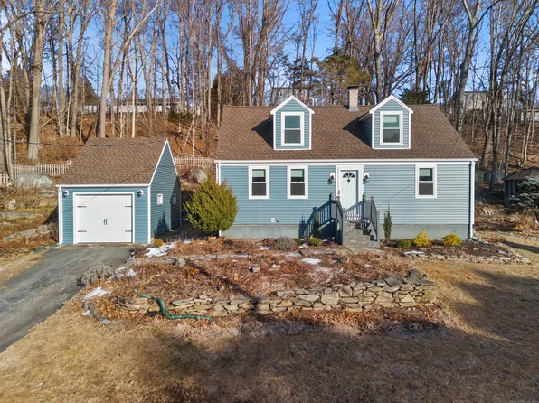 10 Stone Cliff Lane, Norwich, CT 06360