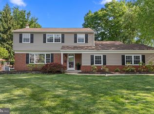 505 Keating Dr, Morrisville, PA 19067