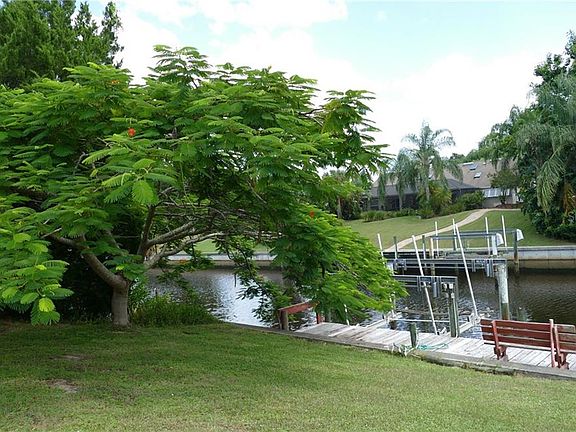 3rd image of 2200 Pellam Blvd