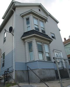 52 Earle St, Central Falls, RI, 02863