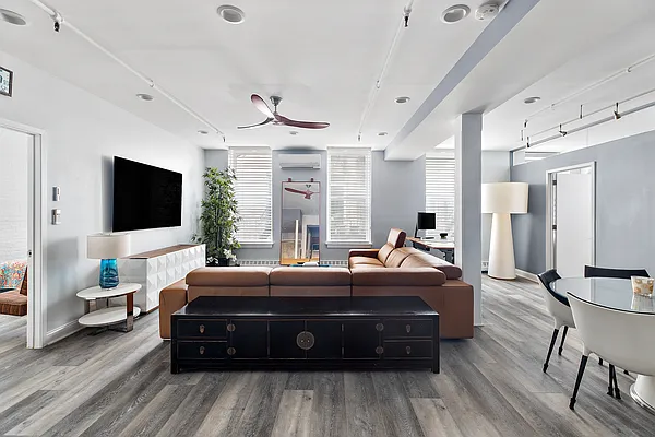 Rented by Compass | media 11