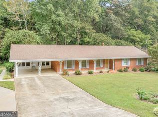 135 Club Dr, Stockbridge, GA 30281