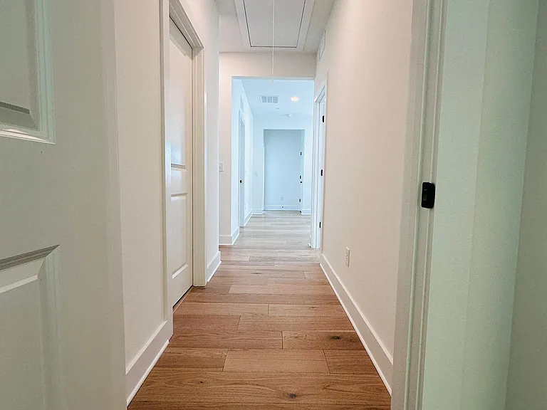 1225 Westshore Dr — Photo 39
